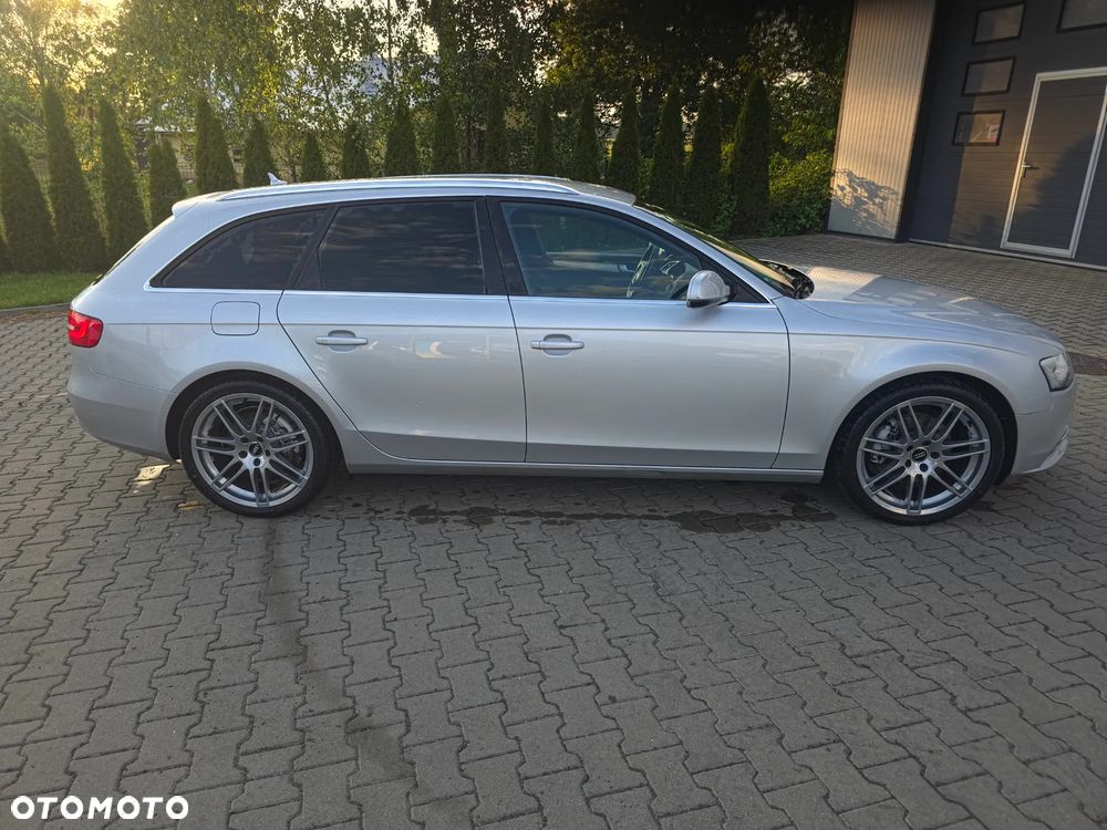 Audi A4 Avant - 6