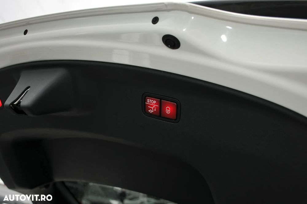 Mercedes-Benz AMG GT 4-door Coupe - 37