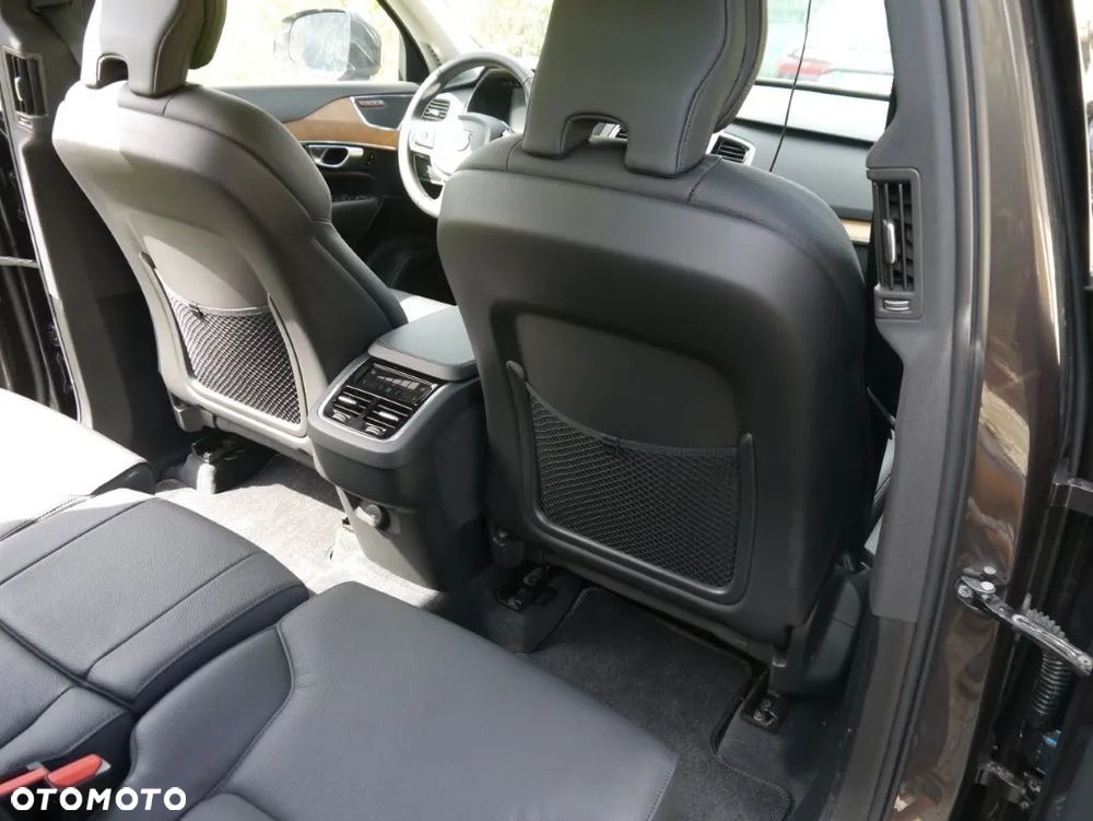 Volvo XC 90 B5 B AWD Plus Bright - 8