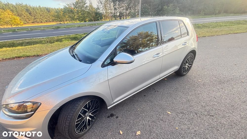 Volkswagen Golf - 9