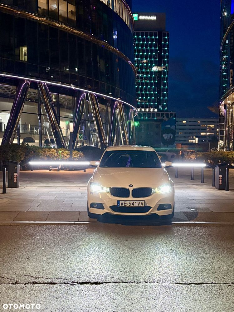 BMW 3GT 320i - 13