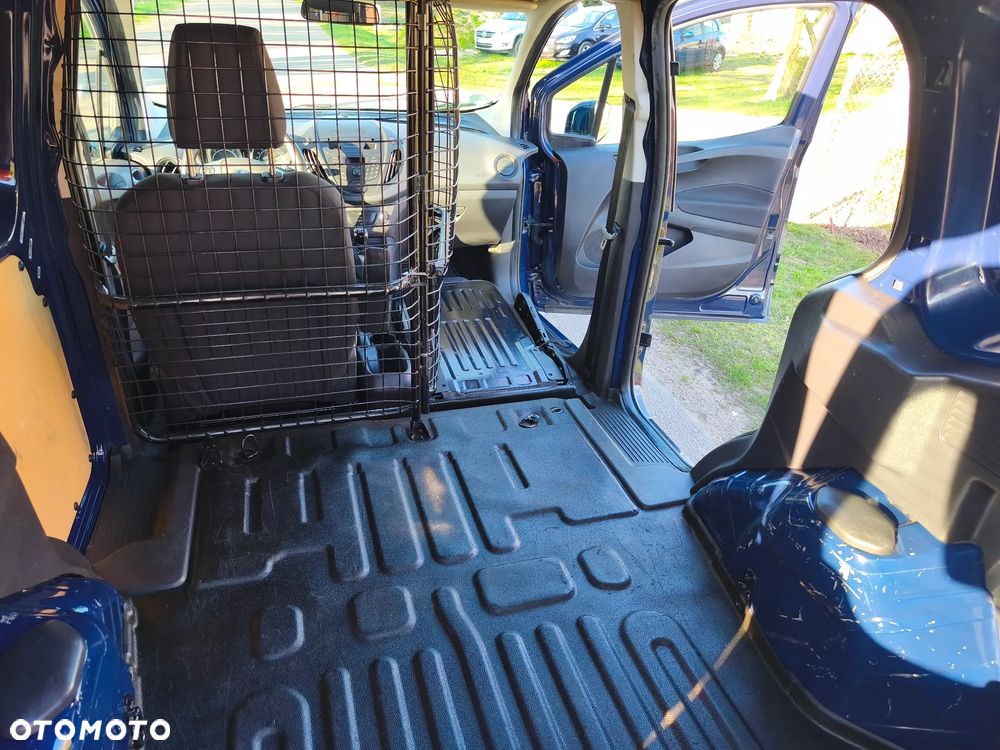 Ford TRANSIT COURIER - 18