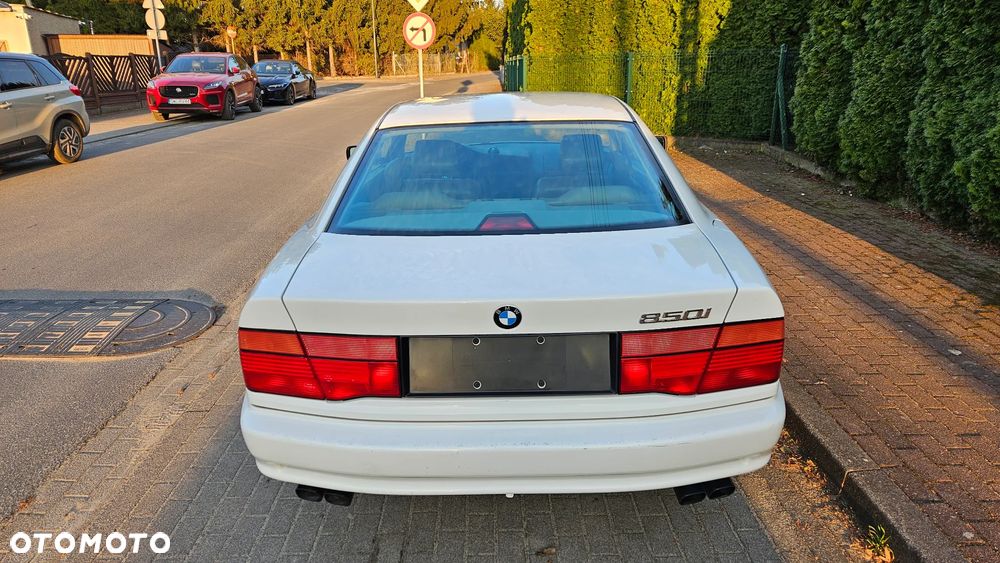 BMW Seria 8 - 35