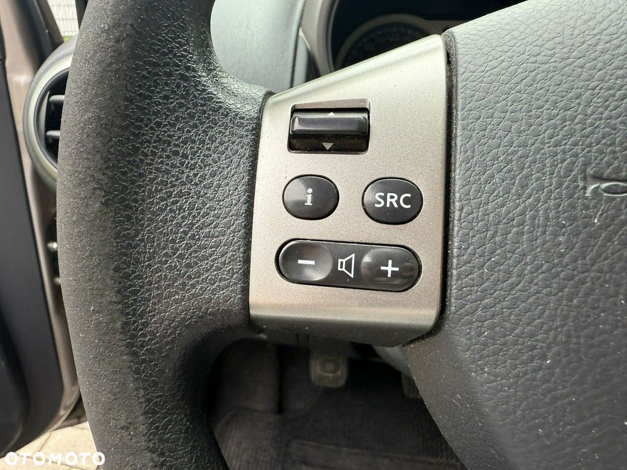 Nissan Note - 16