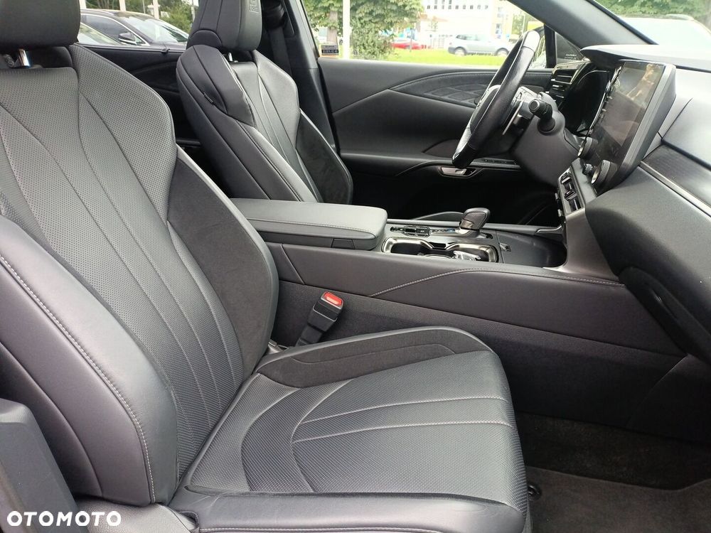 Lexus RX - 11