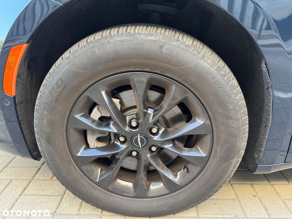 Chrysler Pacifica - 21