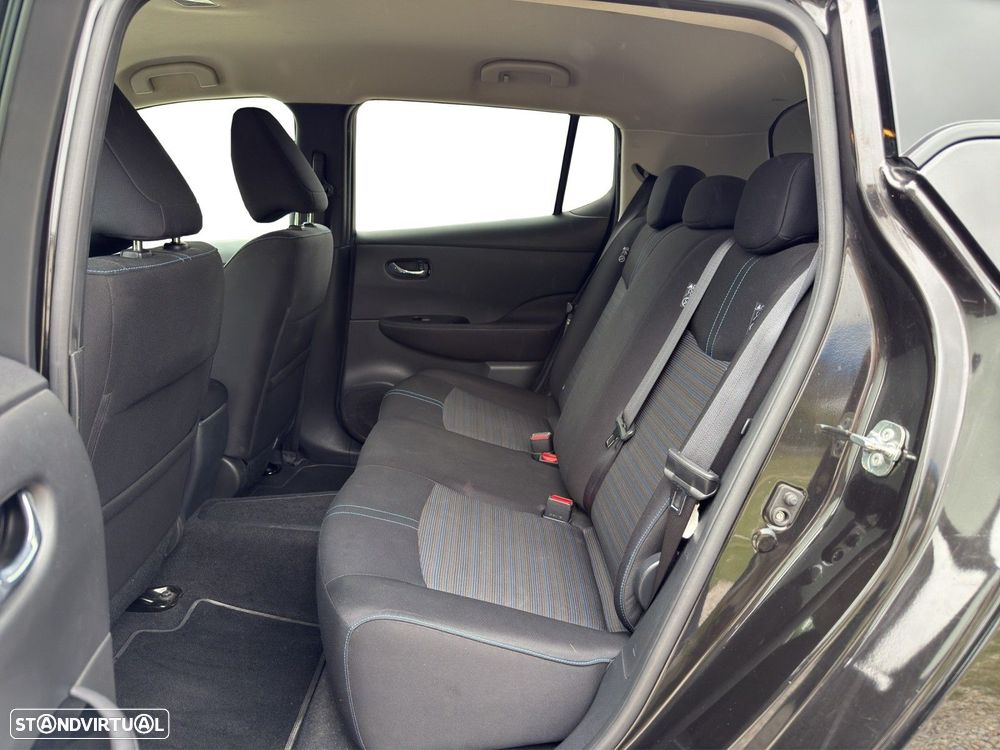 Nissan Leaf N-Connecta - 12