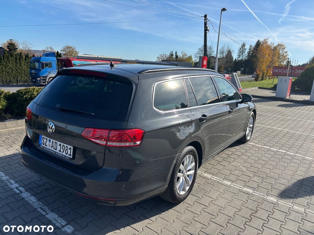 Volkswagen Passat Variant 2.0 TDI SCR BlueMotion Comfortline - 4