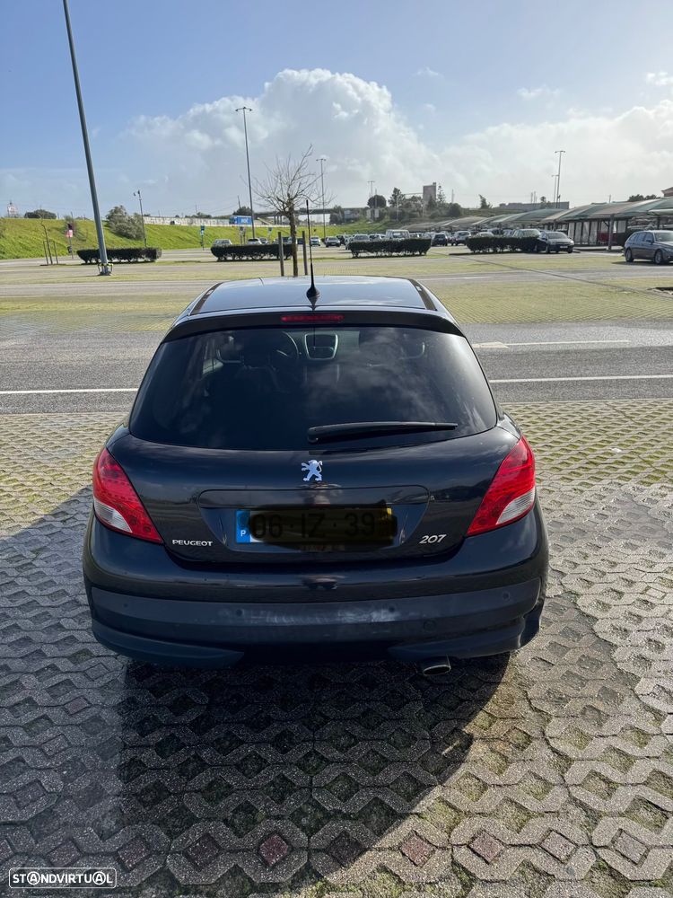 Peugeot 207 1.4 16V Active - 4