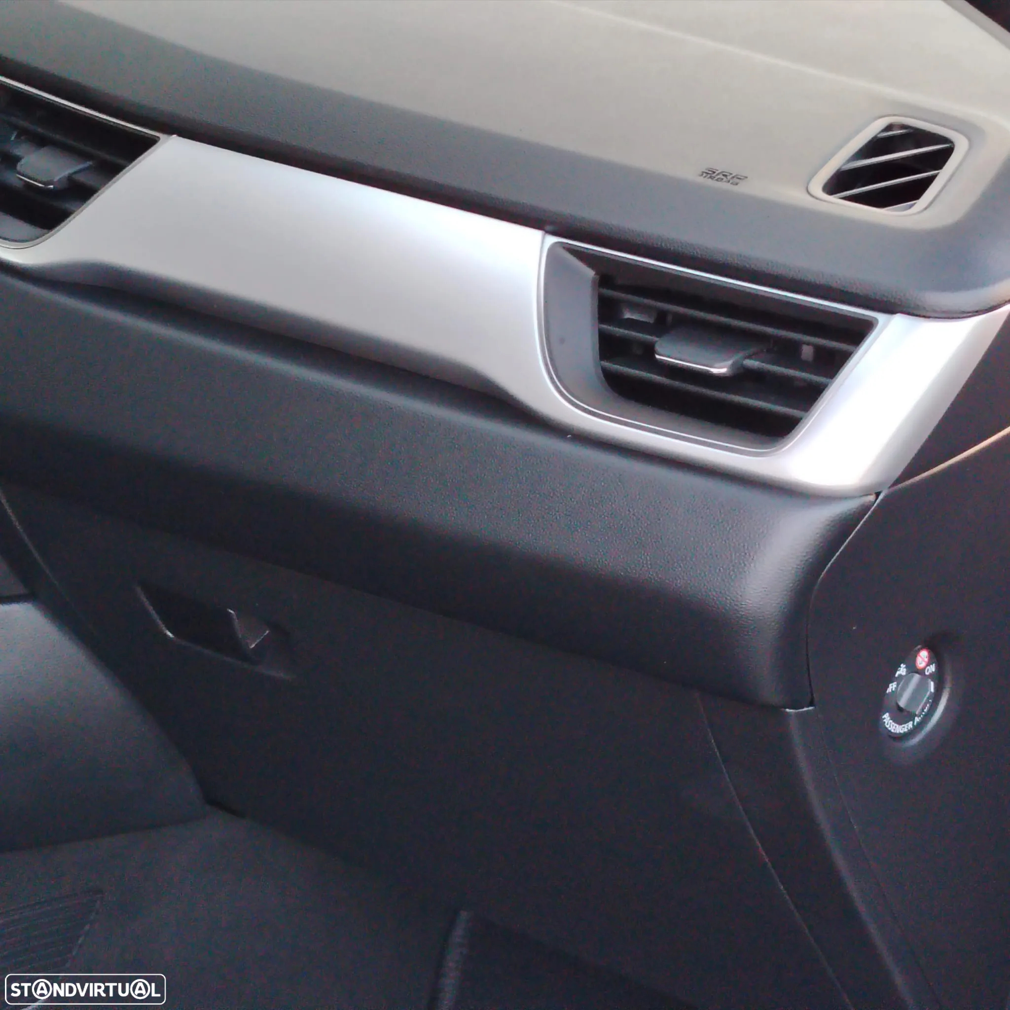 Renault Captur 1.0 TCe Techno Bi-Fuel - 37
