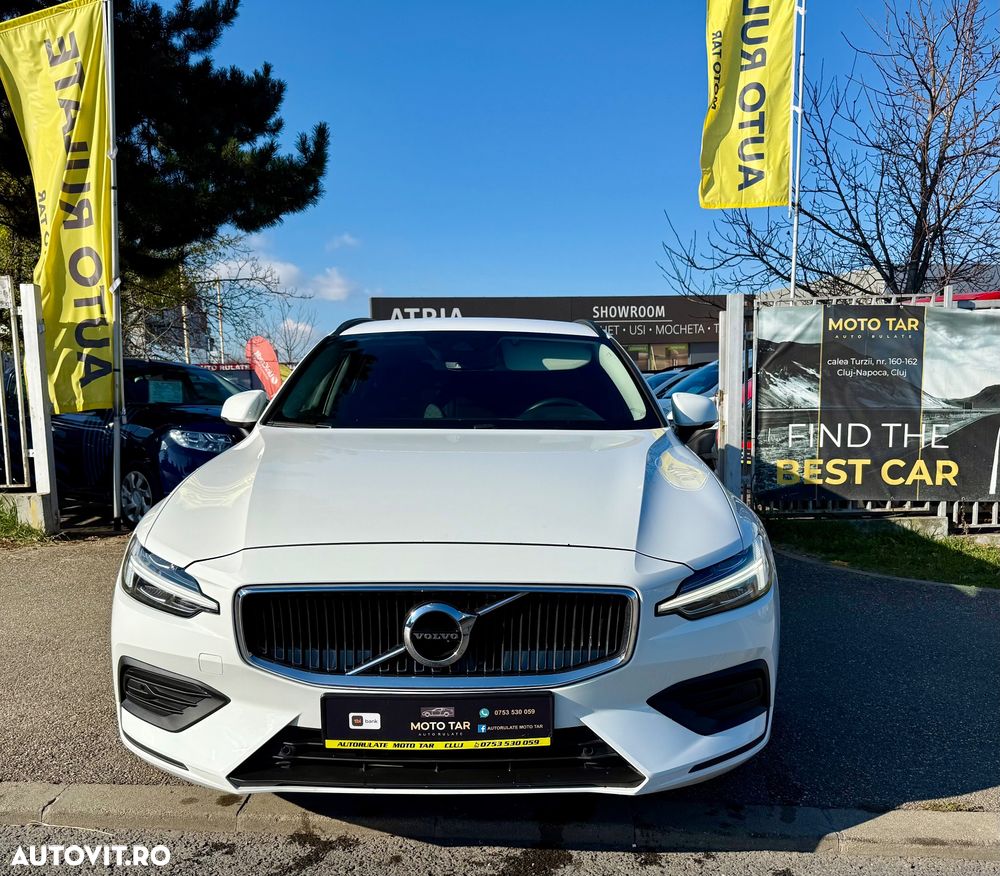 Volvo V60 B4 MHEV AT8 FWD Momentum Pro - 9