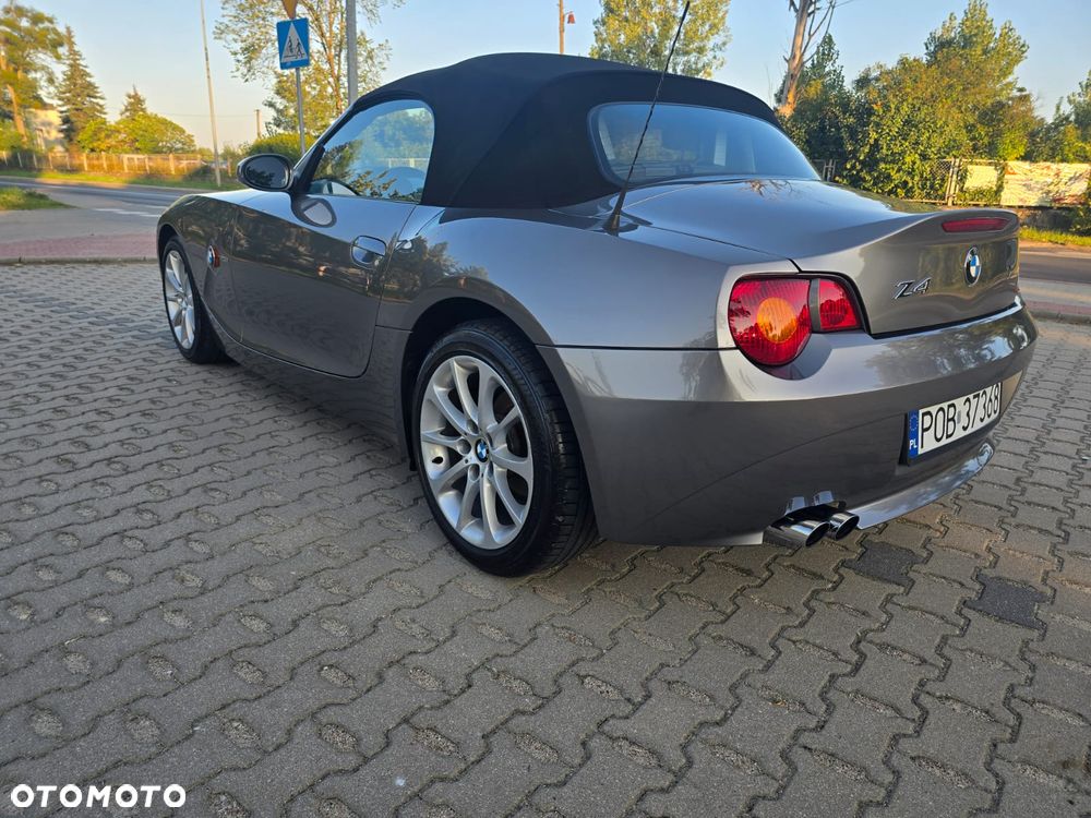 BMW Z4 2.5i - 20