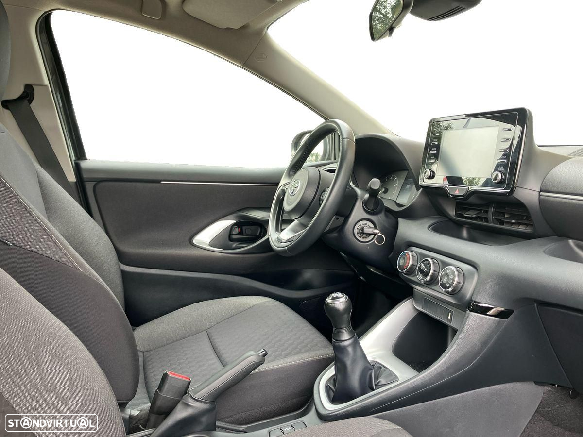 Toyota Yaris - 6