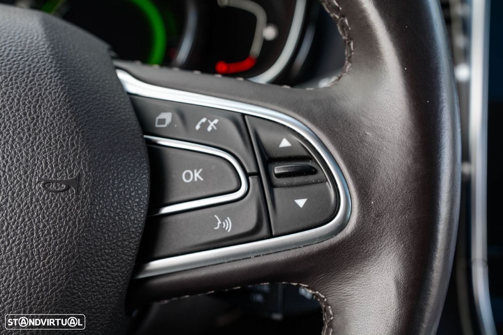 Renault Espace 1.6 dCi Initiale Paris EDC - 16