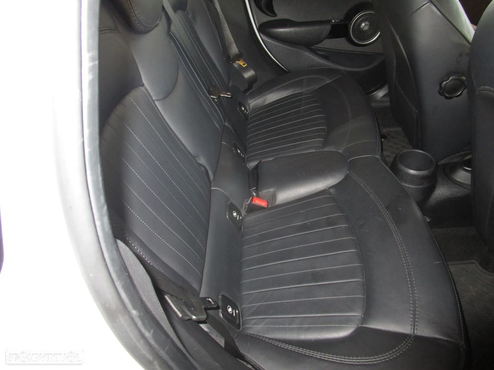 MINI 5 Portas Cooper SD Sport Aut. Seven - 35