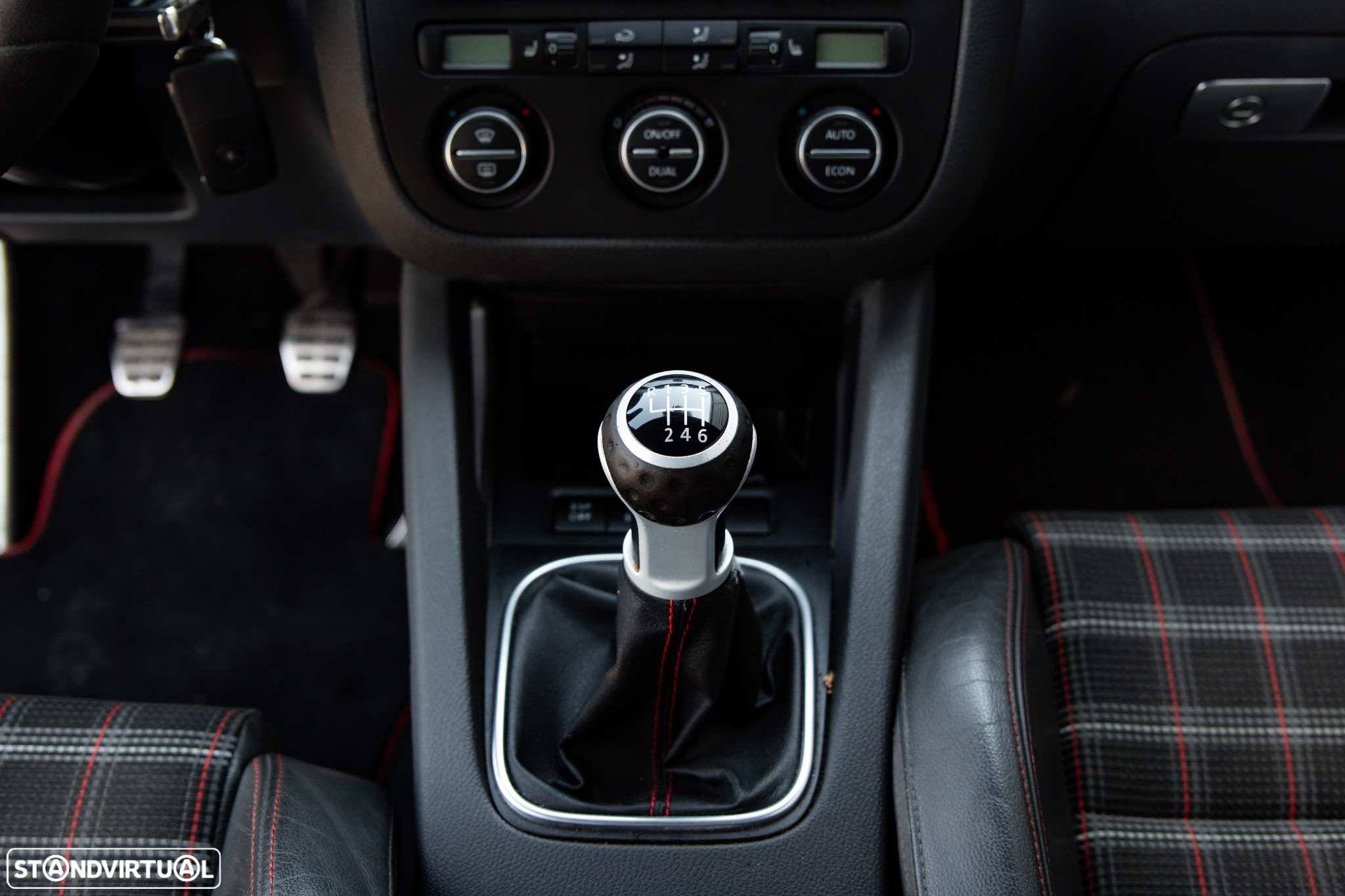 VW Golf 2.0 GTi Edition 30 - 18