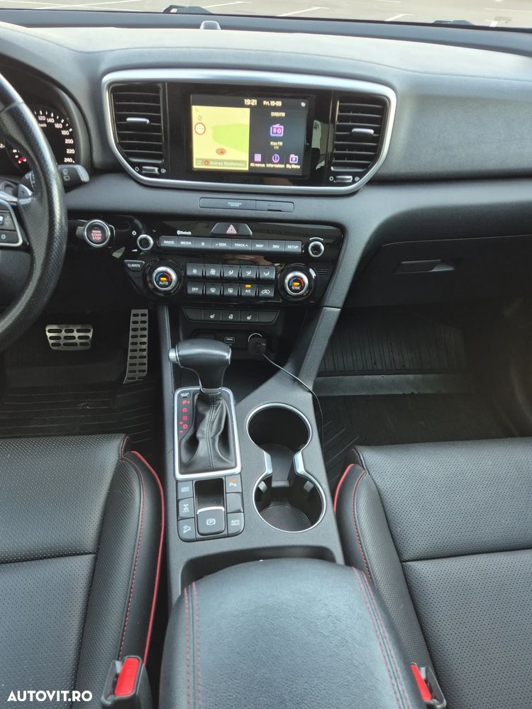 Kia Sportage 1.6 T-GDI AWD DCT GT LINE - 9
