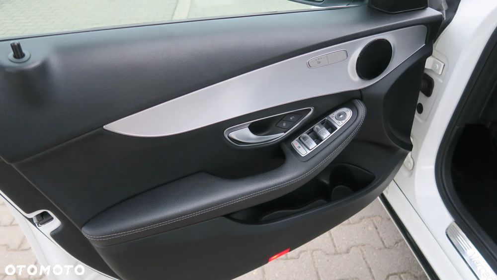Mercedes-Benz Klasa C 200 7G-TRONIC Avantgarde - 16
