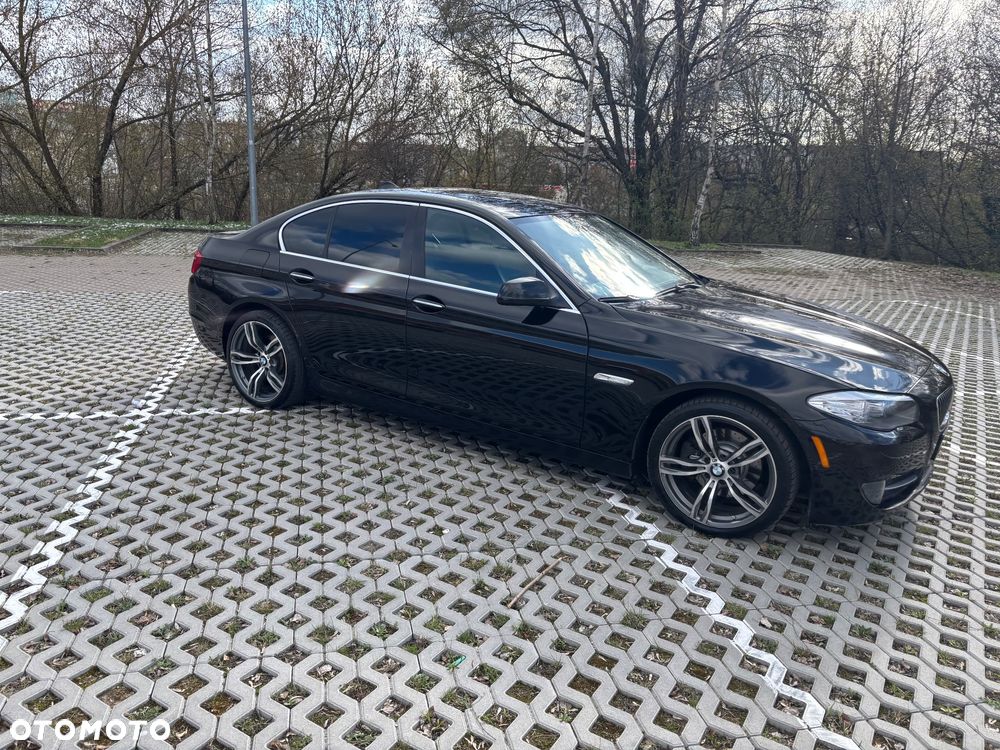 BMW Seria 5 528i - 8