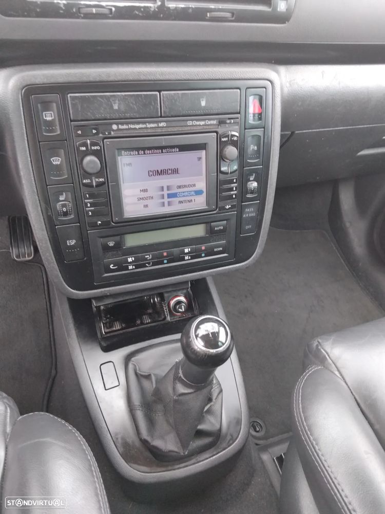 VW Sharan 2.0 TDI Confortline - 20