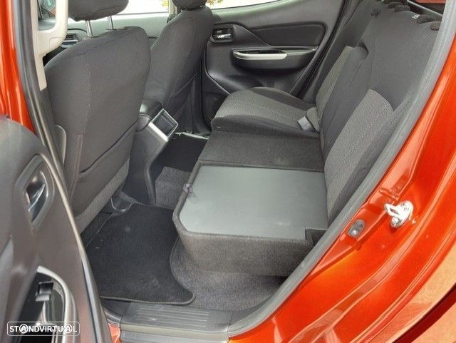 Mitsubishi L200 2.3 DI-D CD Invite Strakar Look 4WD - 7