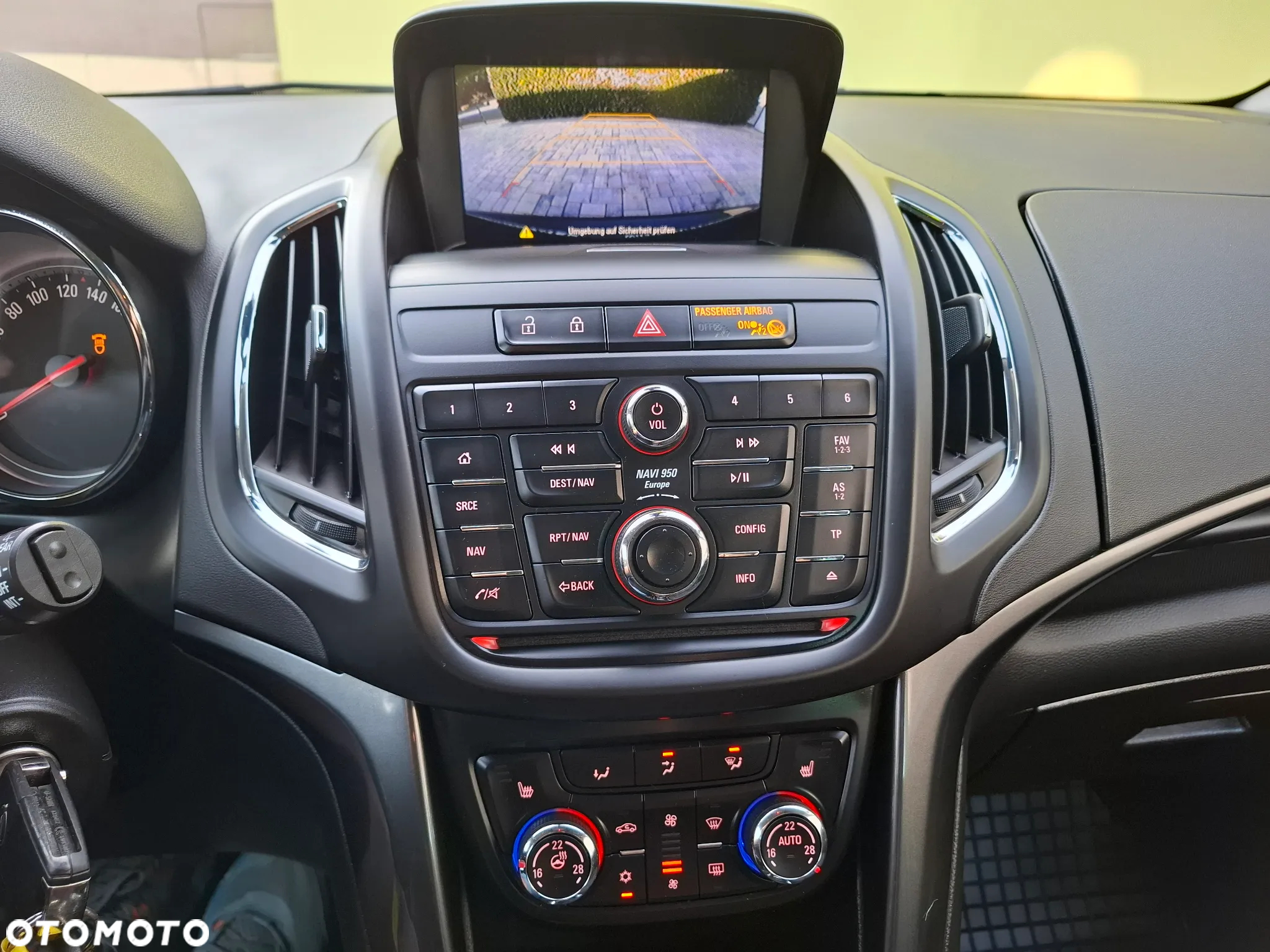 Opel Zafira - 20