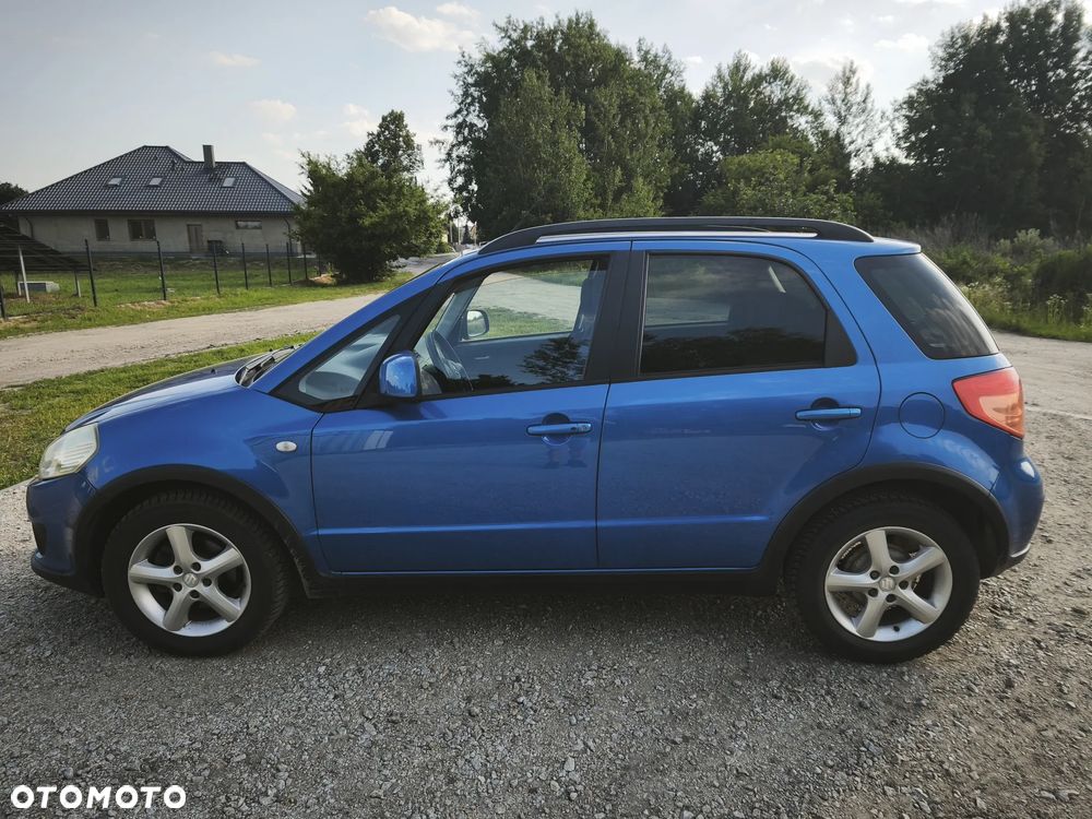 Suzuki SX4 1.6 GS / Premium - 7