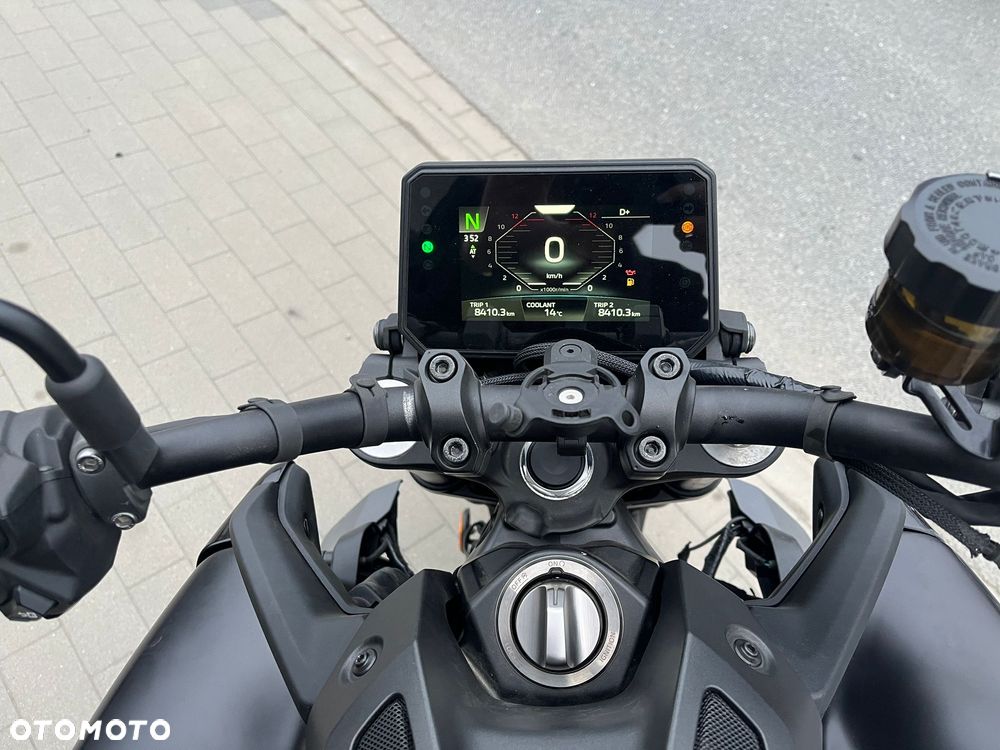 Yamaha MT - 17