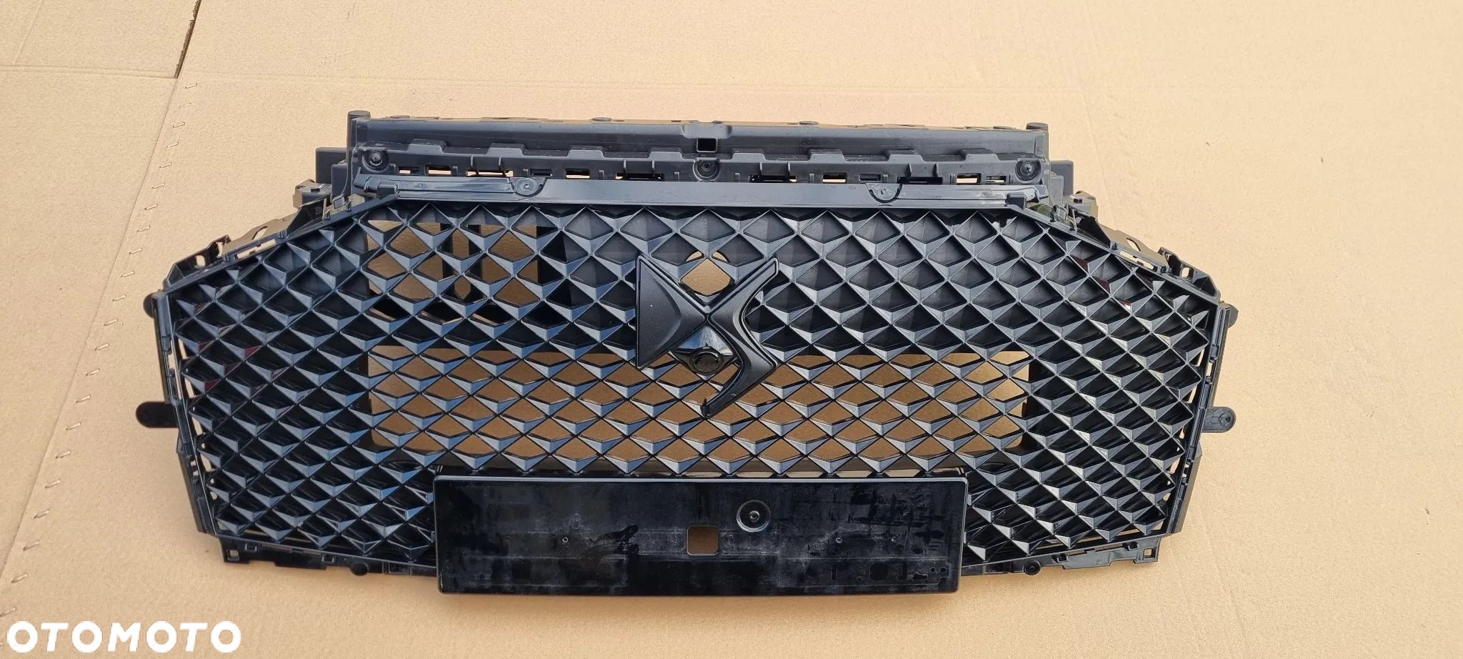 Citroen DS7 Crossback Lift 2022- Atrapa Grill zderzak przód - 1