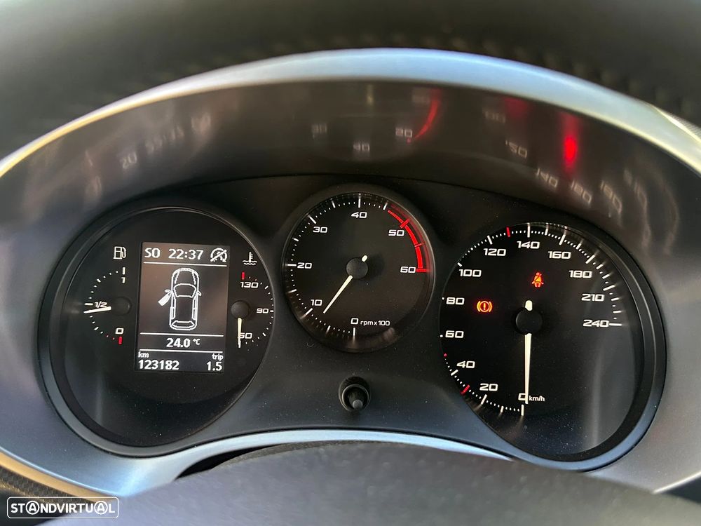 SEAT Leon 1.6 TDI Ecomotive Sport Start/Stop - 4