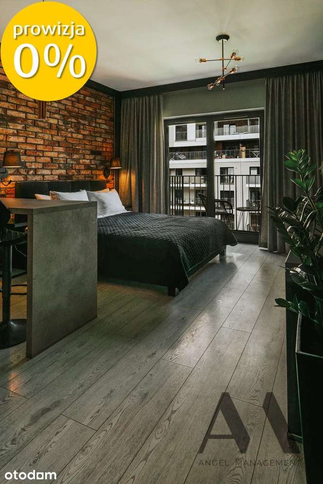 Studio z łóżkiem * Balkon * Klimatyzacja * Garaż