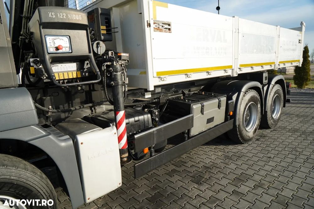 MAN TGS 33.360 / 6x4 / BASCULĂ SPATE 5.8 M + HIAB XS 122 HGV / RADIOCOMANDĂ / HGV ÎN SPATELE CABINEI / EURO 5 / MANUALĂ - 14
