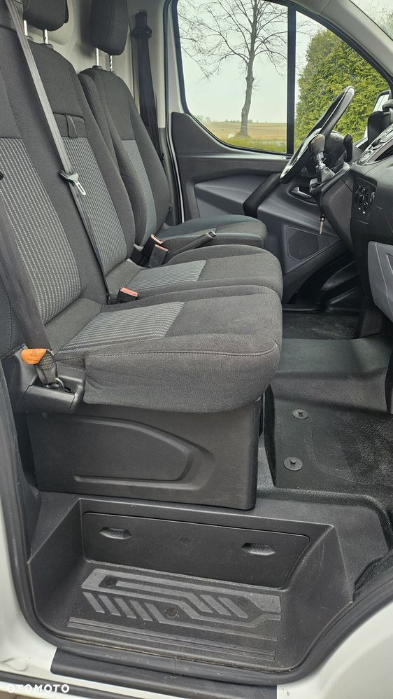 Ford Transit Custom - 33
