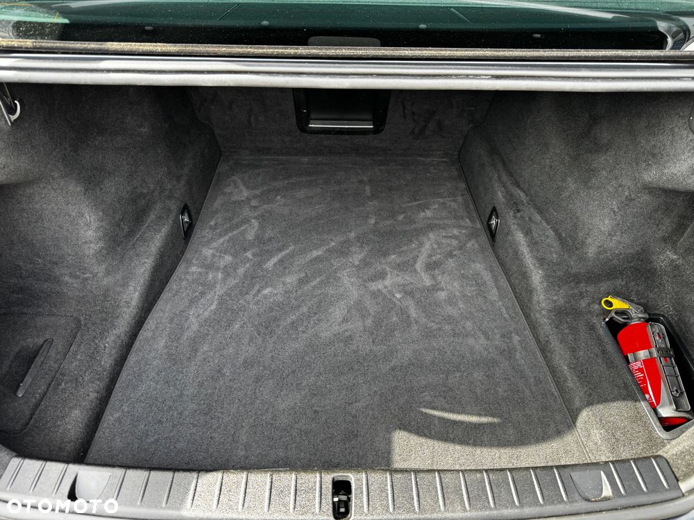 BMW Seria 7 740d xDrive - 36