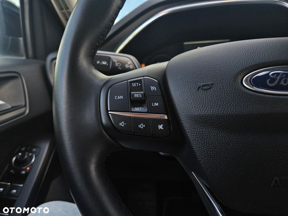 Ford Focus SW - 16