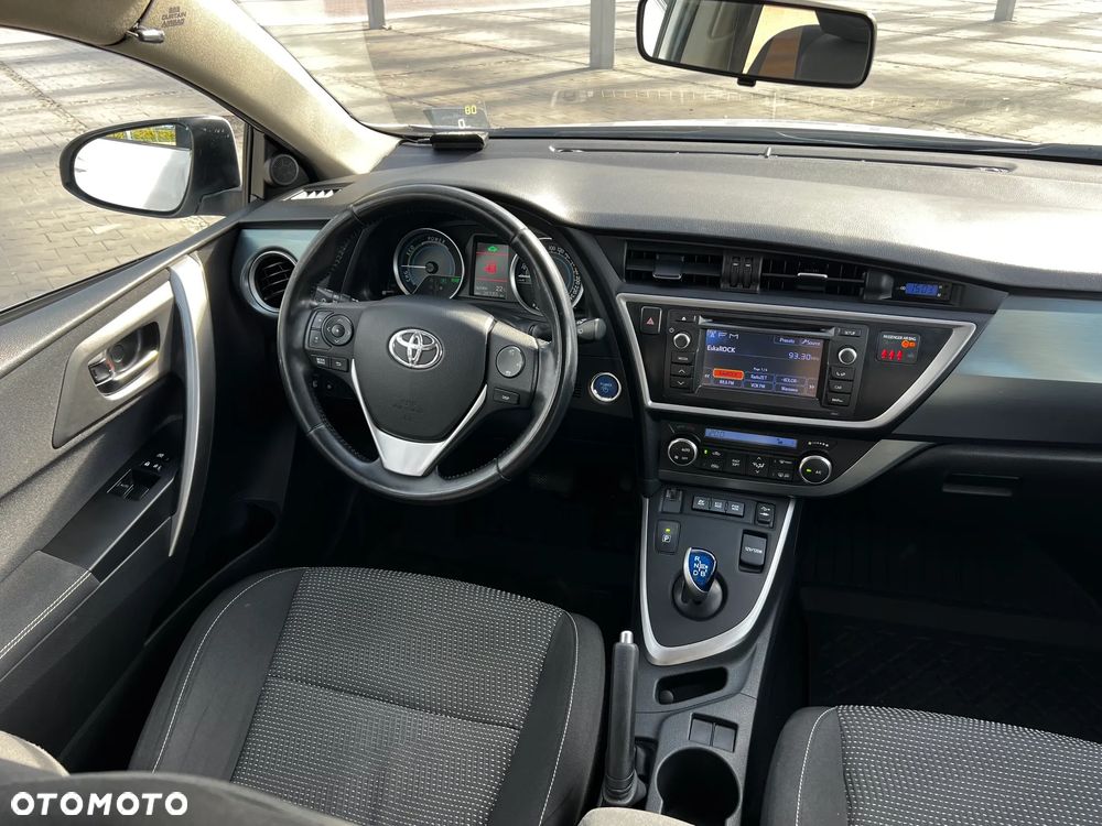 Toyota Auris 1.8 HSD Luna - 12