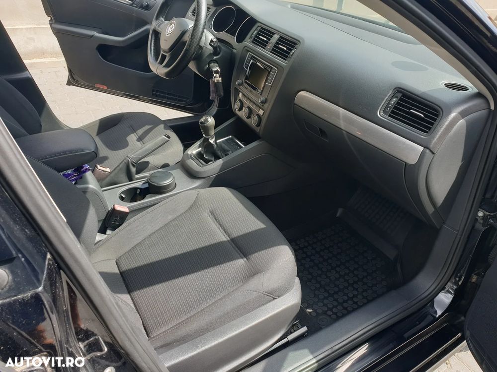 Volkswagen Jetta 1.2 TSI Comfortline - 6
