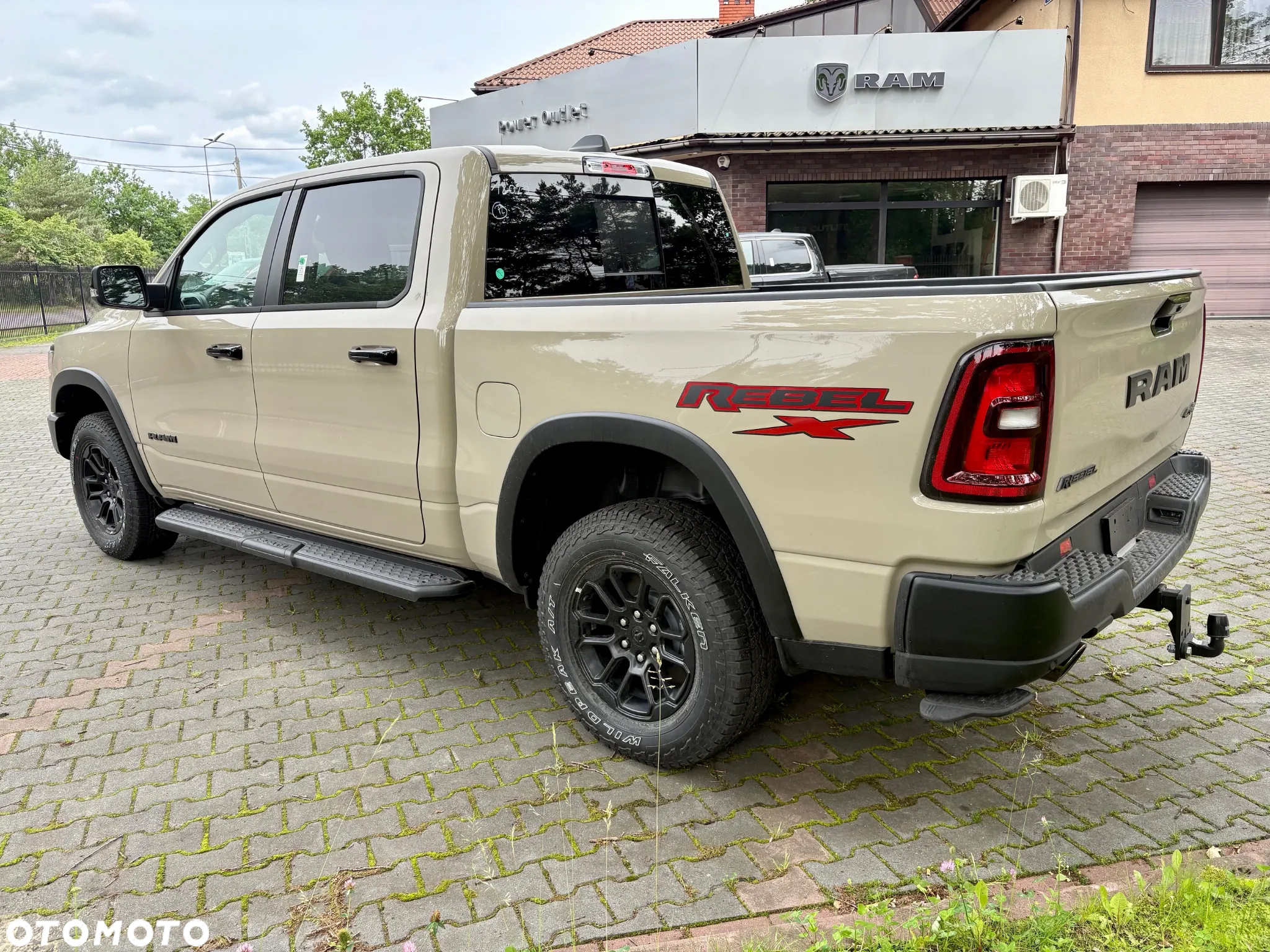 RAM 1500 - 9