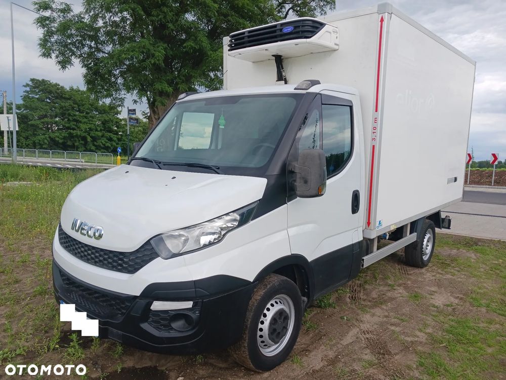 Iveco Daily 35S11 E5 Izoterma 2016r Chłodnia 289 tyś km Mroźnia Agregat zasilanie zew 230V - 8