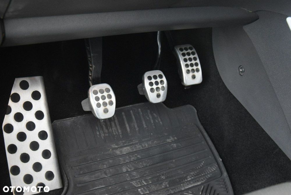 Ford Kuga 2.0 TDCi Individual - 35