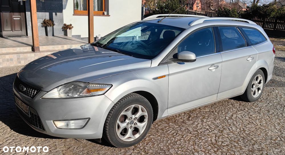 Ford Mondeo 2.0 Ambiente - 1