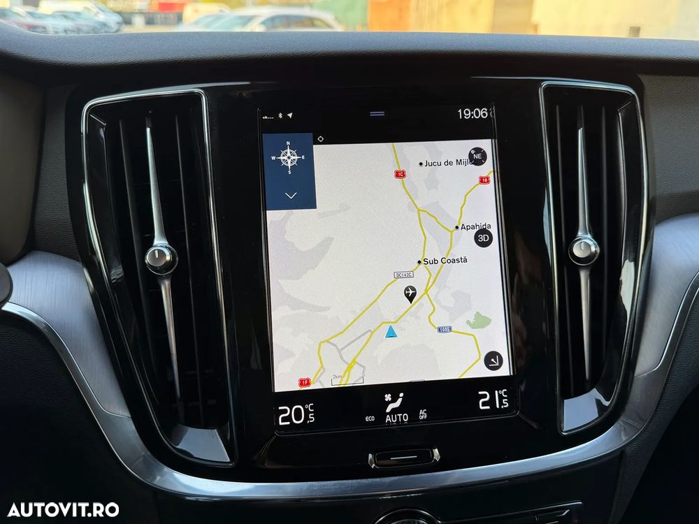 Volvo V60 T8 AWD Recharge Geartronic Inscription - 11