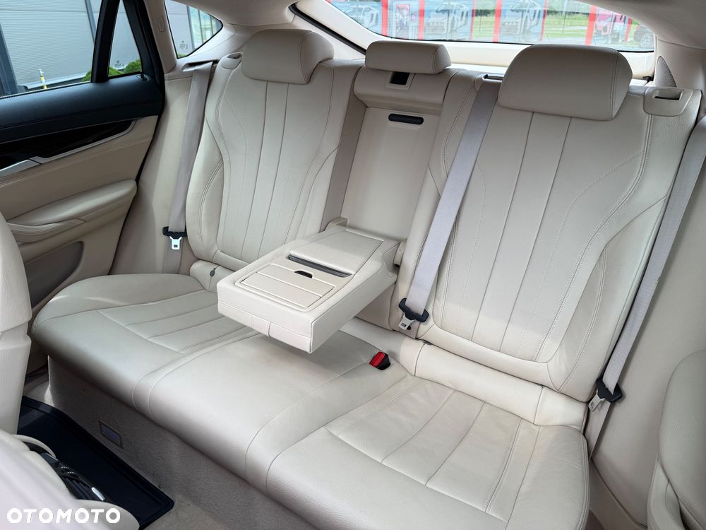 BMW X6 xDrive40d M Sport - 32