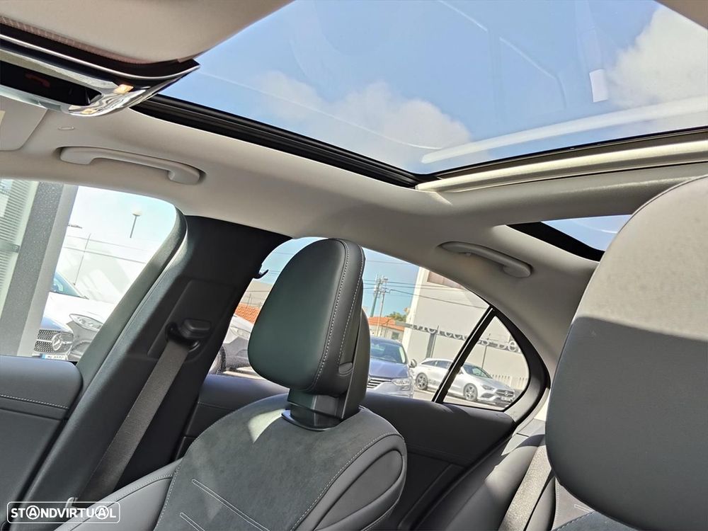 Mercedes-Benz C 300 e AMG Line - 16