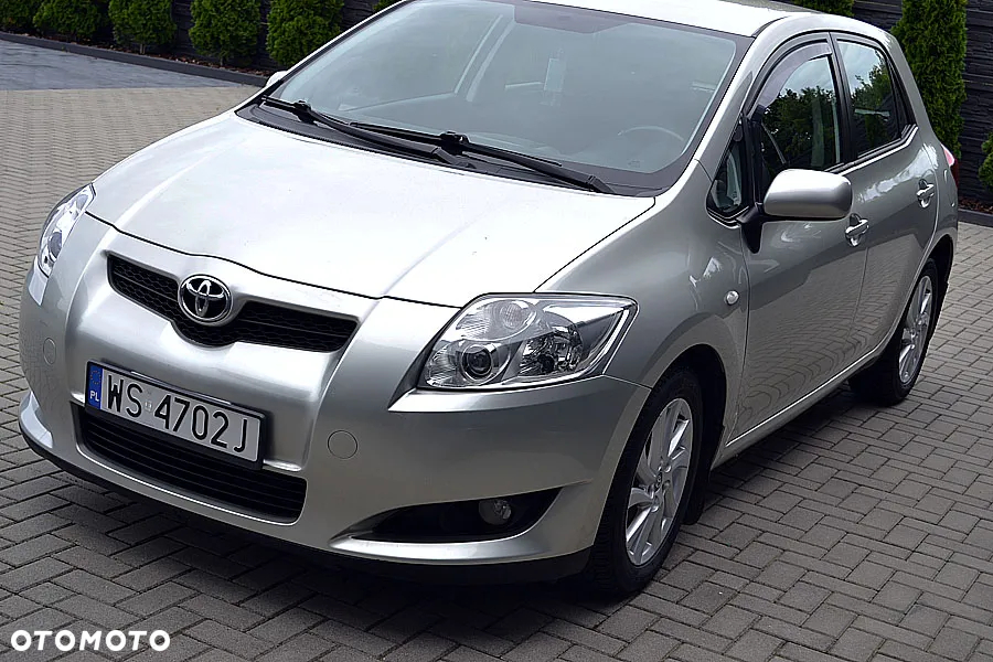 Toyota Auris 1.4 VVT-i Sol - 2