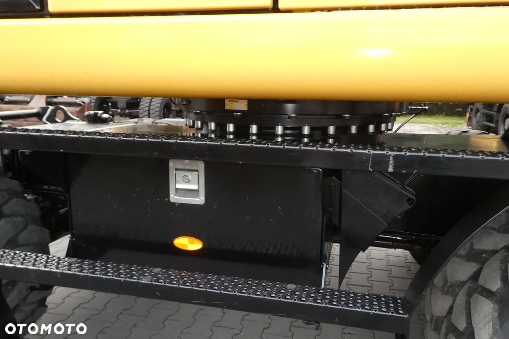 Caterpillar M 318F - 17