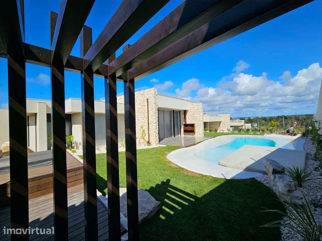 Moradia de excelência em fase final de construção junto à Lagoa de ... - Grande imagem: 5/32