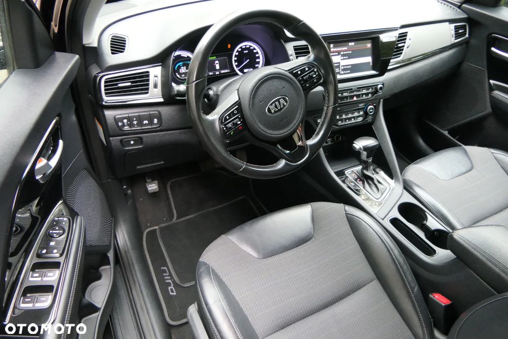 Kia Niro 1.6 GDI HEV 2WD OPF Edition 7 - 18
