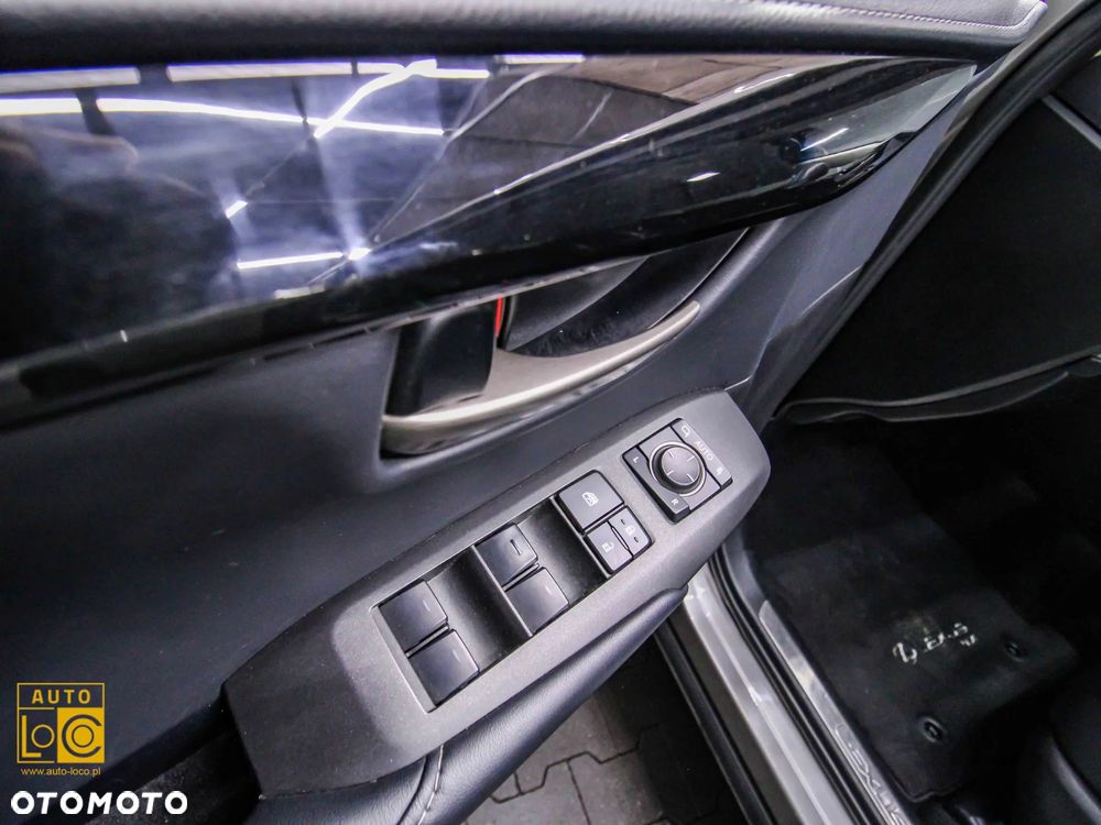 Lexus NX 300h Prestige AWD - 24