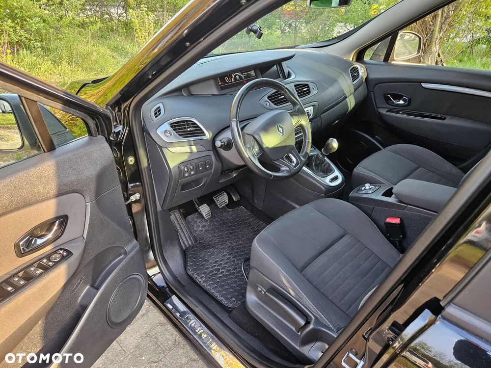 Renault Scenic 1.5 dCi Limited - 10